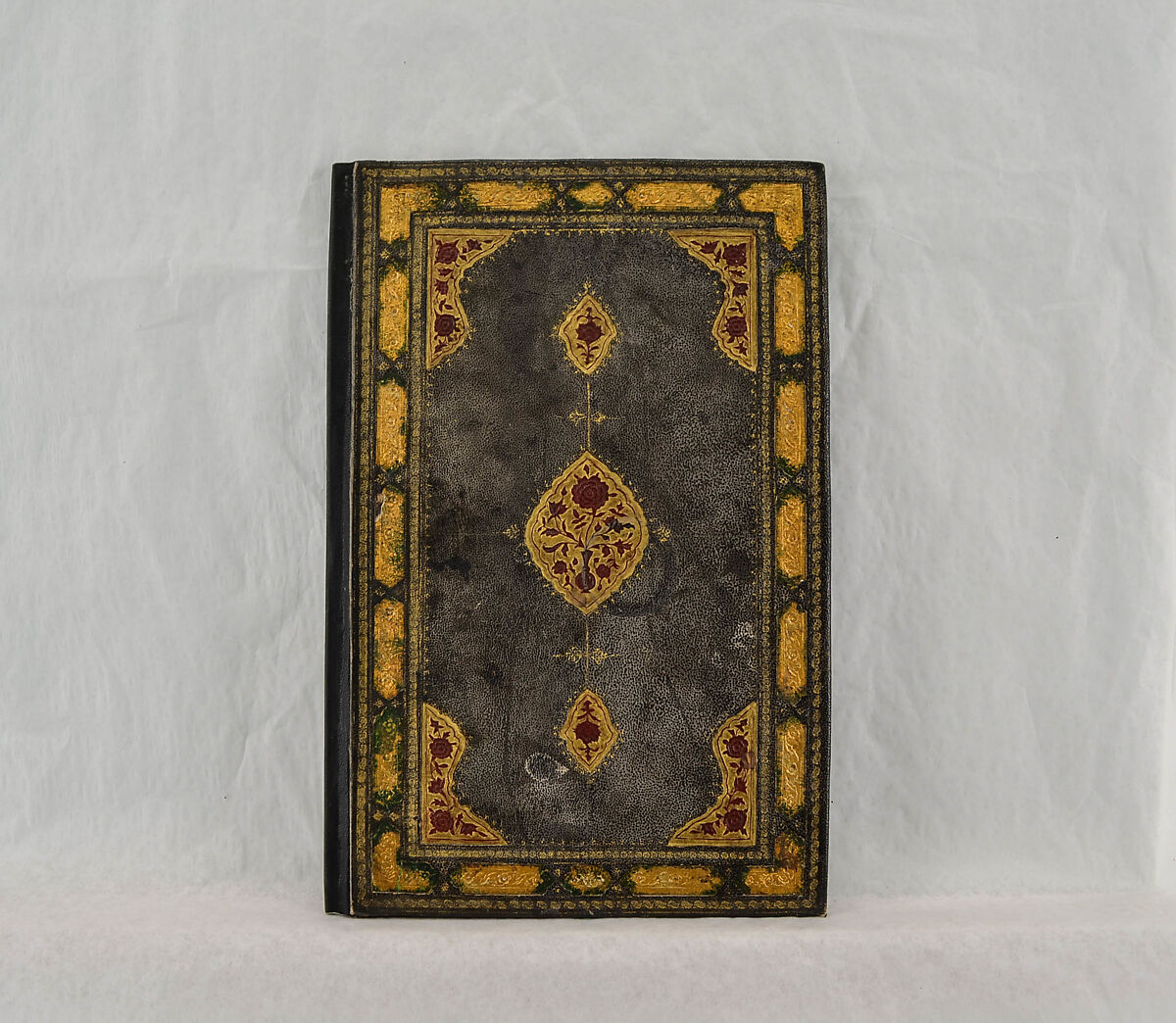 Bound Manuscript with Prayers in Praise of Imam 'Ali, Hasan 'Ali (Iranian, died 1594–95), Manuscript: Ink, opaque watercolor and gold on paper
Binding: Leather and gold