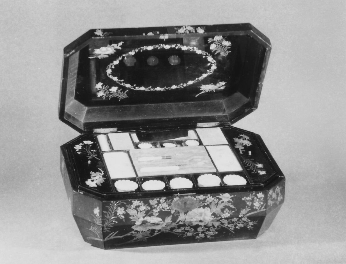Sewing Box, Wood, lacquer, mother-of-pearl, ivory, velvet