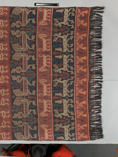 Man’s shoulder or hip cloth (Hinggi), Cotton ikat dyed textile, Sumba