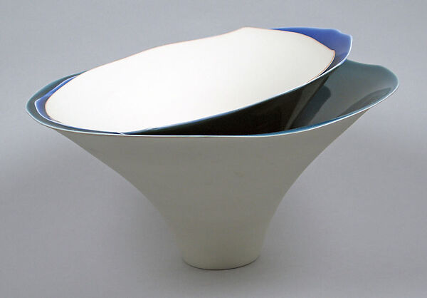 Three Nesting Bowls (Moon Shadow), Fukumoto Fuku (Japanese, born 1973), Porcelain with white and blue glazes, Japan 