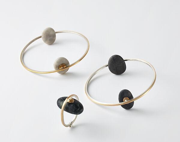 Double Touch, Millie Behrens (Norway), silver, gold, pebbles 