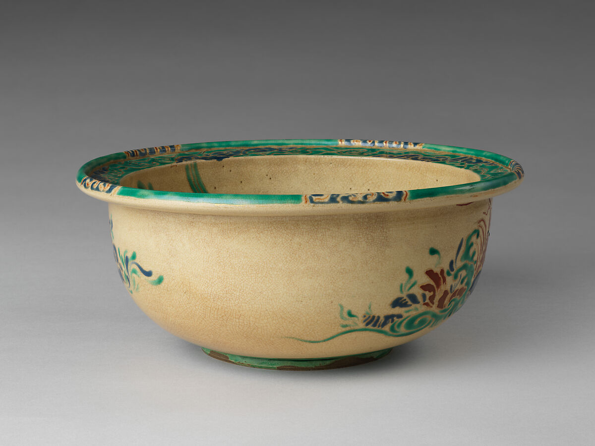 Bowl with design of a lobster, Earthenware with polychrome glaze (Ko-Kiyomizu ware), Japan