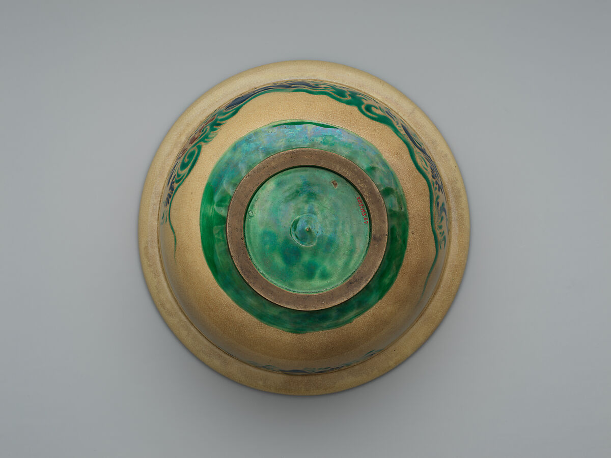 Bowl with design of a lobster, Earthenware with polychrome glaze (Ko-Kiyomizu ware), Japan