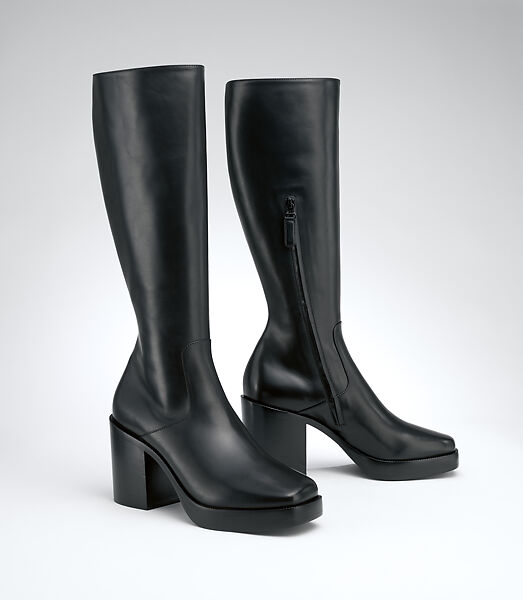 Ensemble, House of Balenciaga (French, founded 1937), (a) cotton, cupro, synthetic, (b) cotton, mother-of-pearl, viscose, (c, d) leather, wood, metal, (e) paper, French