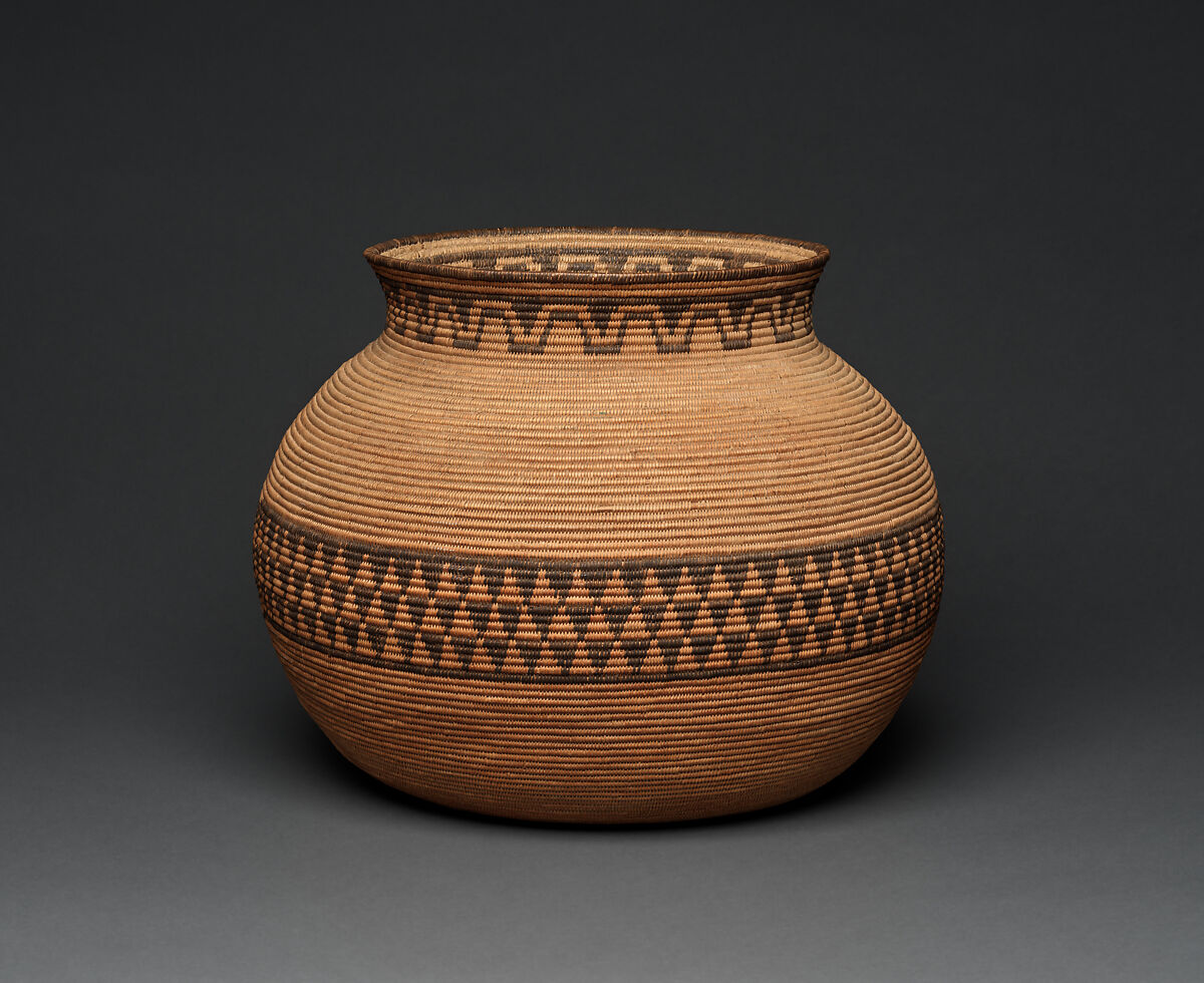 Basket jar, willow devil's claw, Chemehuevi, Native American
