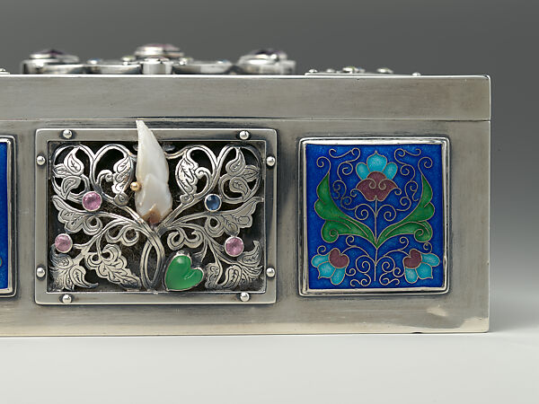 Box, Laurence B. Dixon, (American, 1870–1953), Silver, enamel, garnet, rose quartz, rubellite, sapphire, peridot, chalcedony, and shell, American