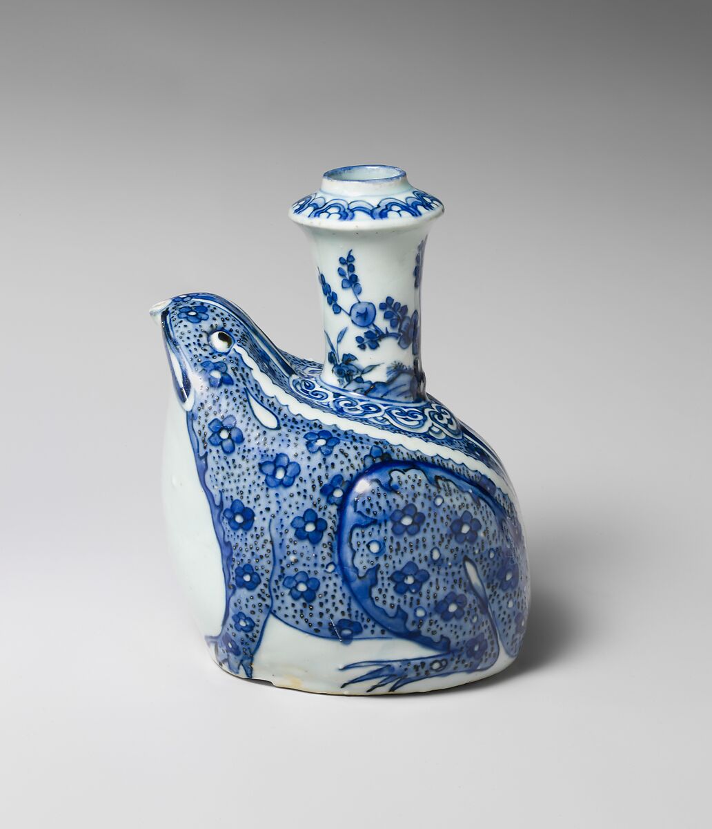Frog-Shaped Pouring Vessel (Kendi), Porcelain painted with cobalt blue under transparent glaze (Jingdezhen ware), China 