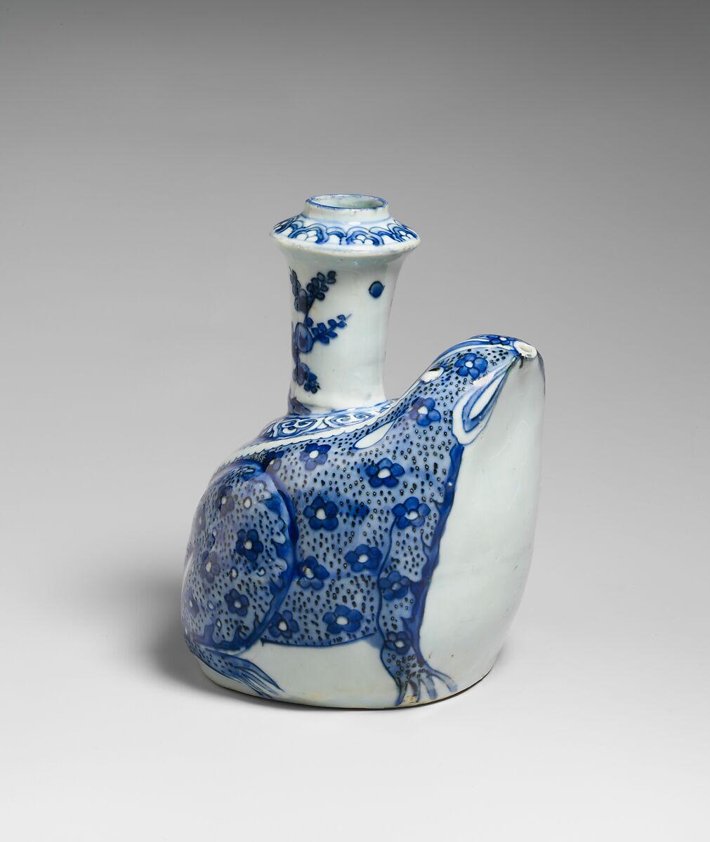 Frog-Shaped Pouring Vessel (Kendi), Porcelain painted with cobalt blue under transparent glaze (Jingdezhen ware), China