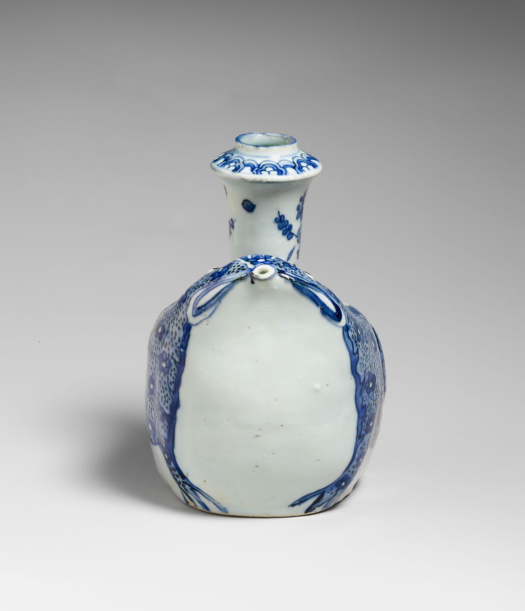 Frog-Shaped Pouring Vessel (Kendi), Porcelain painted with cobalt blue under transparent glaze (Jingdezhen ware), China
