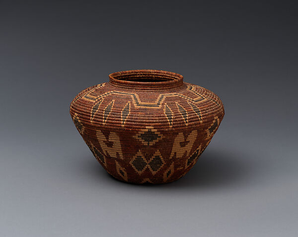 Basket jar, Mary Winkle (Panamint Shoshone, 1876–1940), Willow and sumac shoots, Joshua tree root, and dyed juncus stems, Panamint Shoshone, Native American 