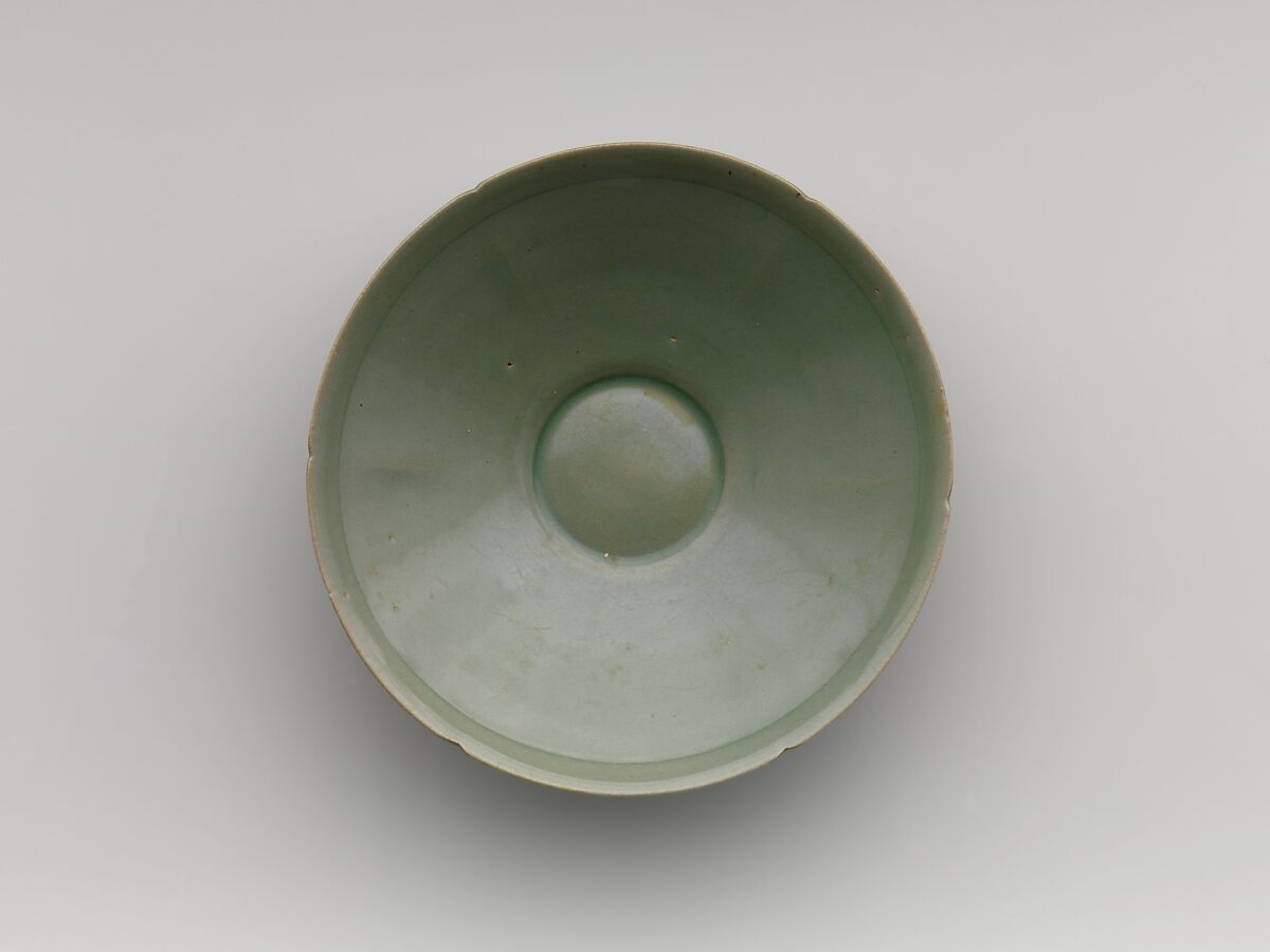 Six-lobed bowl, Stoneware with celadon glaze, Korea