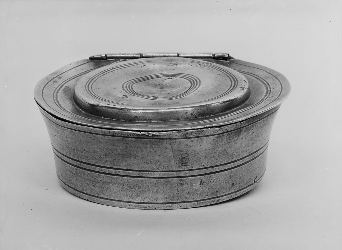 Soap dish, Ashbil Griswold (1784–1853), Pewter, American