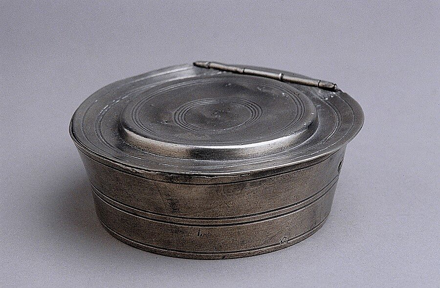 Soap dish, Ashbil Griswold (1784–1853), Pewter, American 