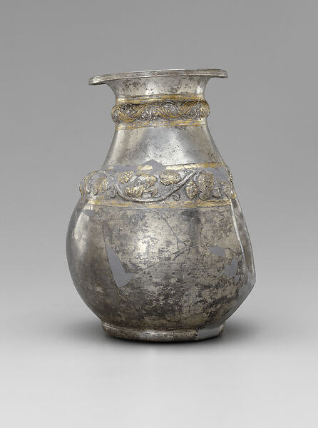 Wine jar with Dionysiac motifs, Silver, gilding 