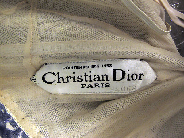 "Aubade" evening ensemble, (a–e) House of Dior (French, founded 1946), (a-e) silk, (f, g) silk, leather, (h, i) wood, French