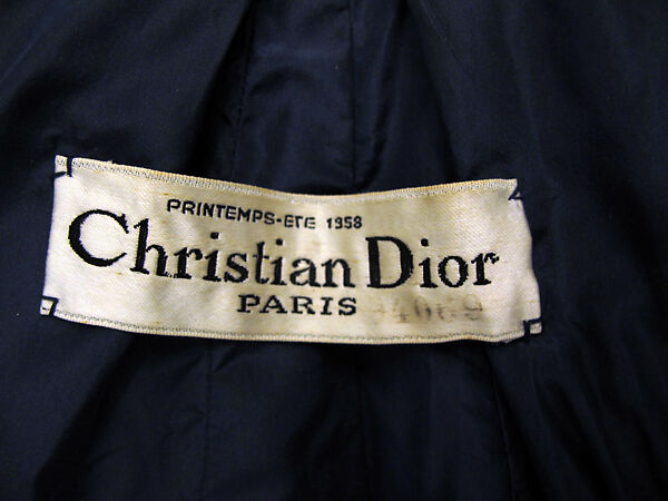 "Aubade" evening ensemble, (a–e) House of Dior (French, founded 1946), (a-e) silk, (f, g) silk, leather, (h, i) wood, French