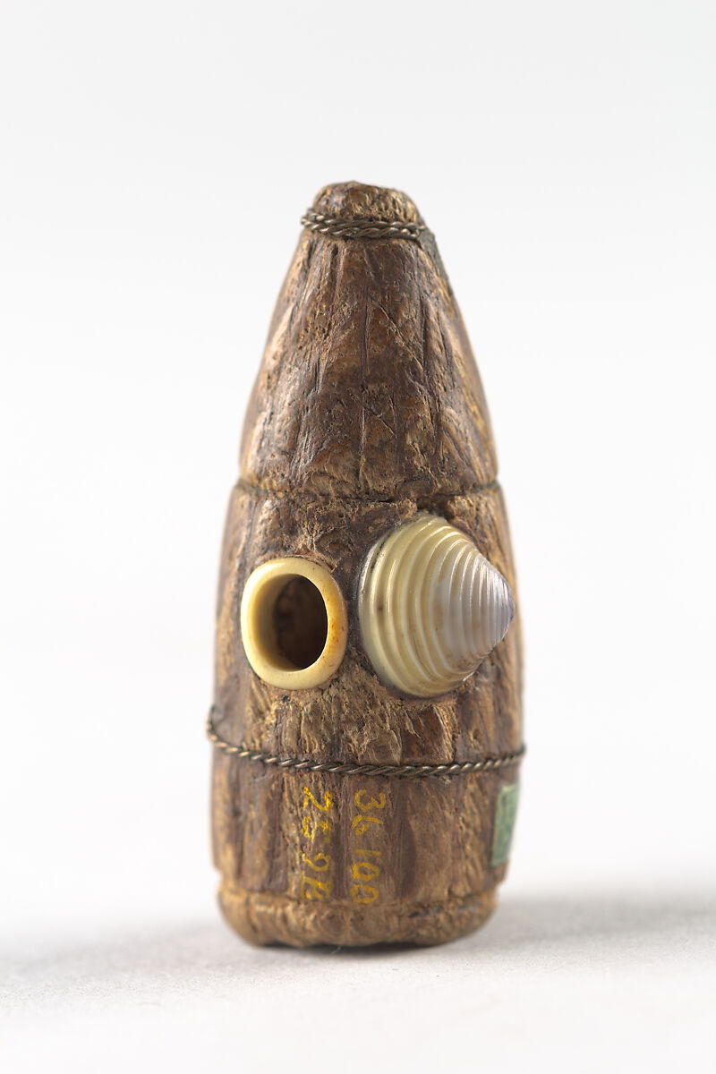 Netsuke and ojime, Awabe shell, lacquer, Japan
