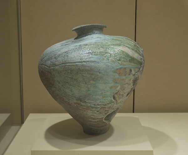 Large jar, Tsujimura Yui (Japanese, born 1975), Stoneware with natural ash glaze, Japan 
