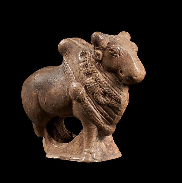 Bull figurine, Double-molded clay, India, Kondapur, Medak district, Telangana 