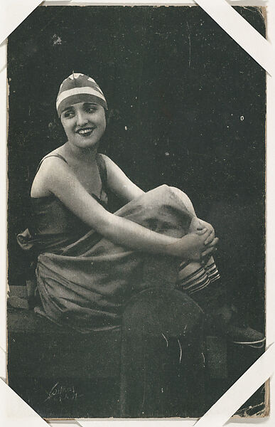 Actress in costume seated with arms around knees (W423), Commercial photolithograph 