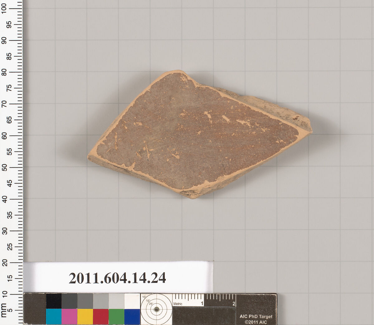 Terracotta fragment of an undetermined closed shape, Terracotta, Unknown fabric
