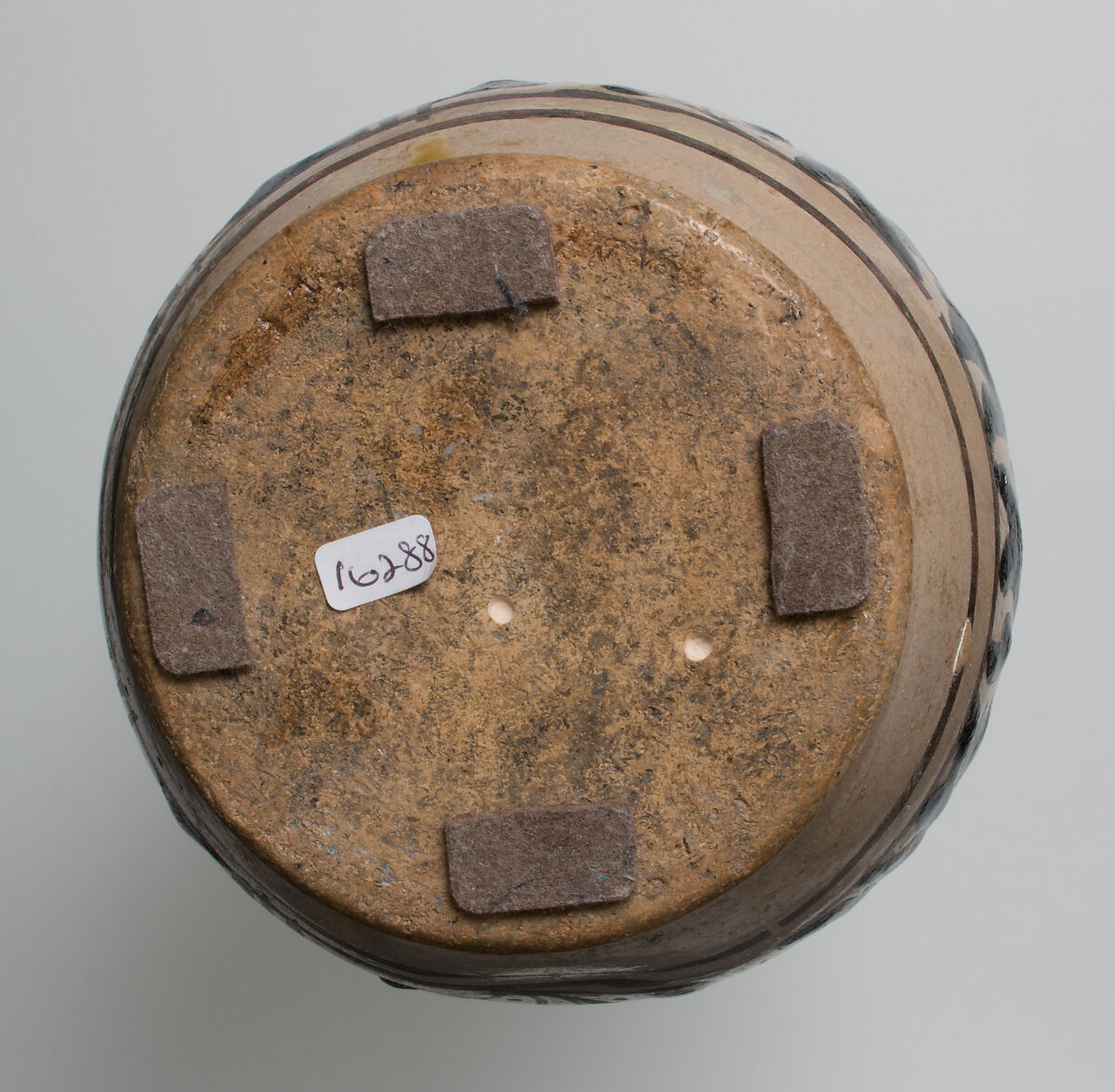 Jug with Finely-Dressed Woman, Tin-glazed earthenware, Central Italian