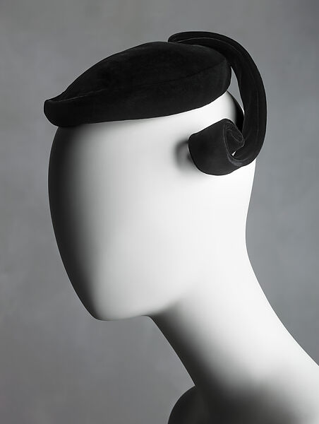 Hat, House of Balenciaga (French, founded 1937), silk, French 