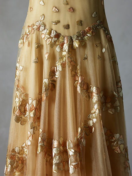 Evening dress, Madeleine Vionnet (French, Chilleurs-aux-Bois 1876–1975 Paris), silk, rayon, French