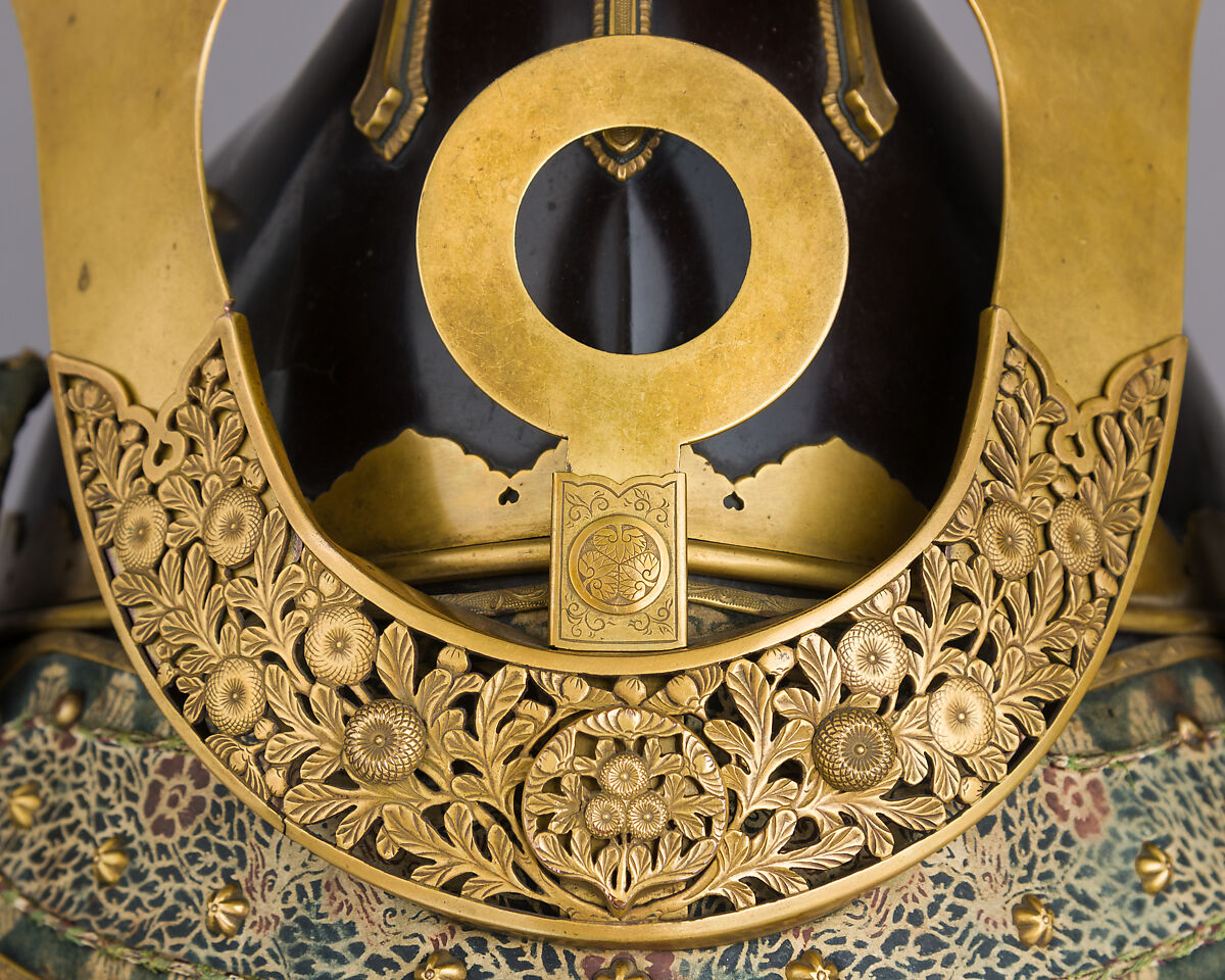 Helmet in the <i>Zenshōzan</i> Style with Case, Helmet: steel, lacquer, copper alloy, gold, leather, textile; case: wood, lacquer, Japanese