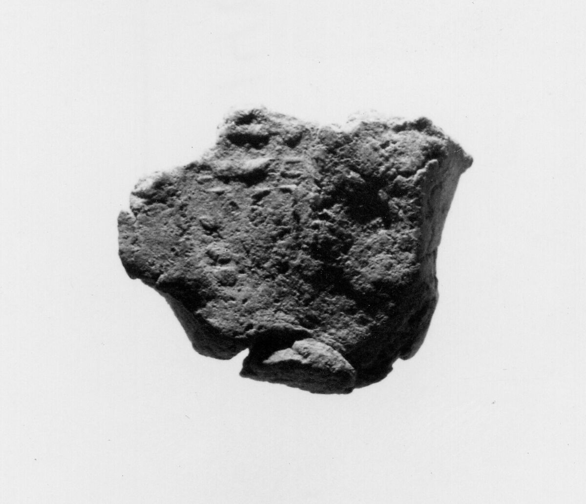 Document Sealing With the Throne Name of Amenhotep III, Mud 