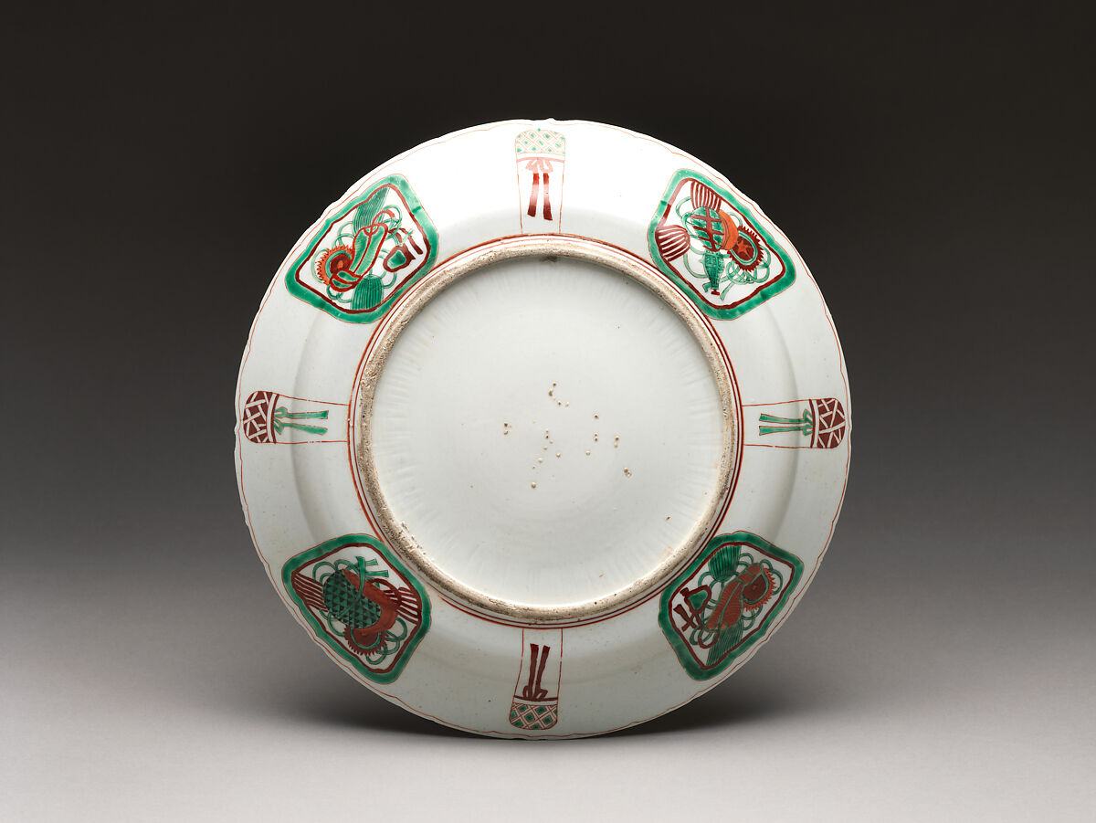 Plate with vase of flowers, Porcelain painted with colored enamels over transparent glaze (Jingdezhen ware), China