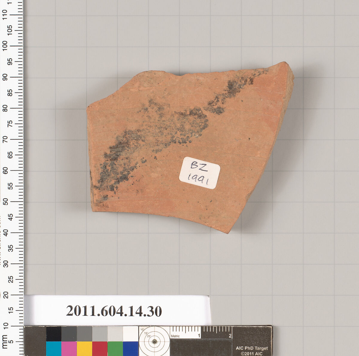 Terracotta fragment of an undetermined closed shape, Terracotta, Unknown fabric