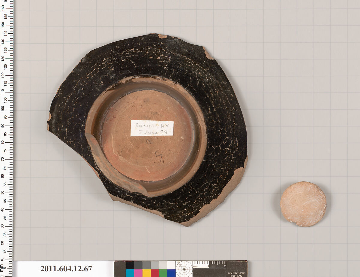 Terracotta fragment of dish, Terracotta, Greek, South Italian, Campanian