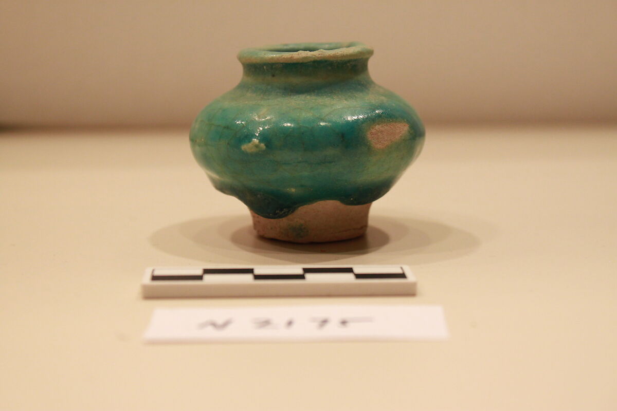 Miniature Jar, Stonepaste; glazed