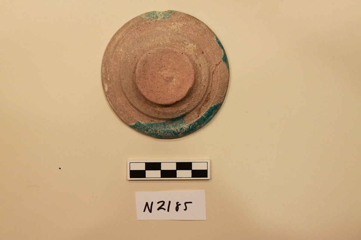 Miniature Dish, Stonepaste; glazed