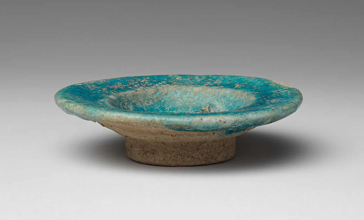 Miniature Dish, Stonepaste; glazed