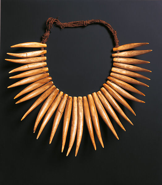 Whale tooth necklace (waseisei) | The Metropolitan Museum of Art