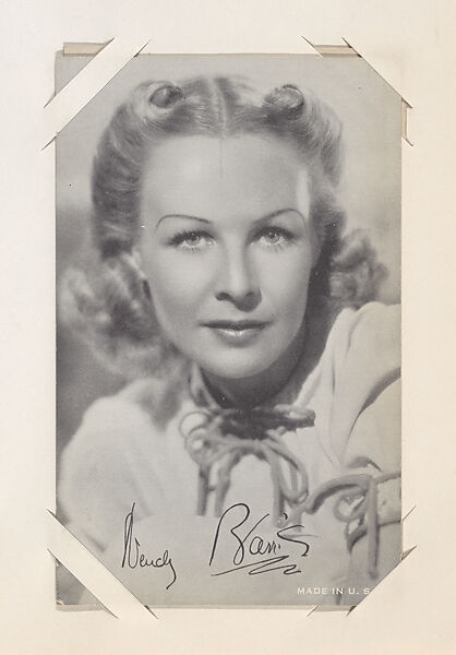Wendy Barrie from Movie Stars Exhibit Cards series (W401), Commercial photolithograph 
