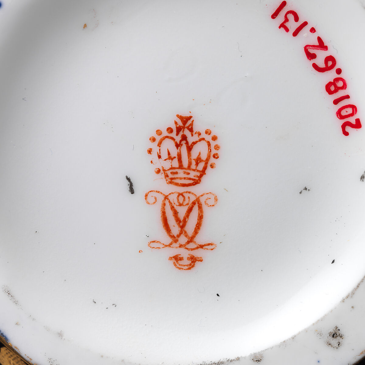 Vase with handles, Crown Derby (British, 1750–present), Bone china with enamel decoration and gilding, British, Derby