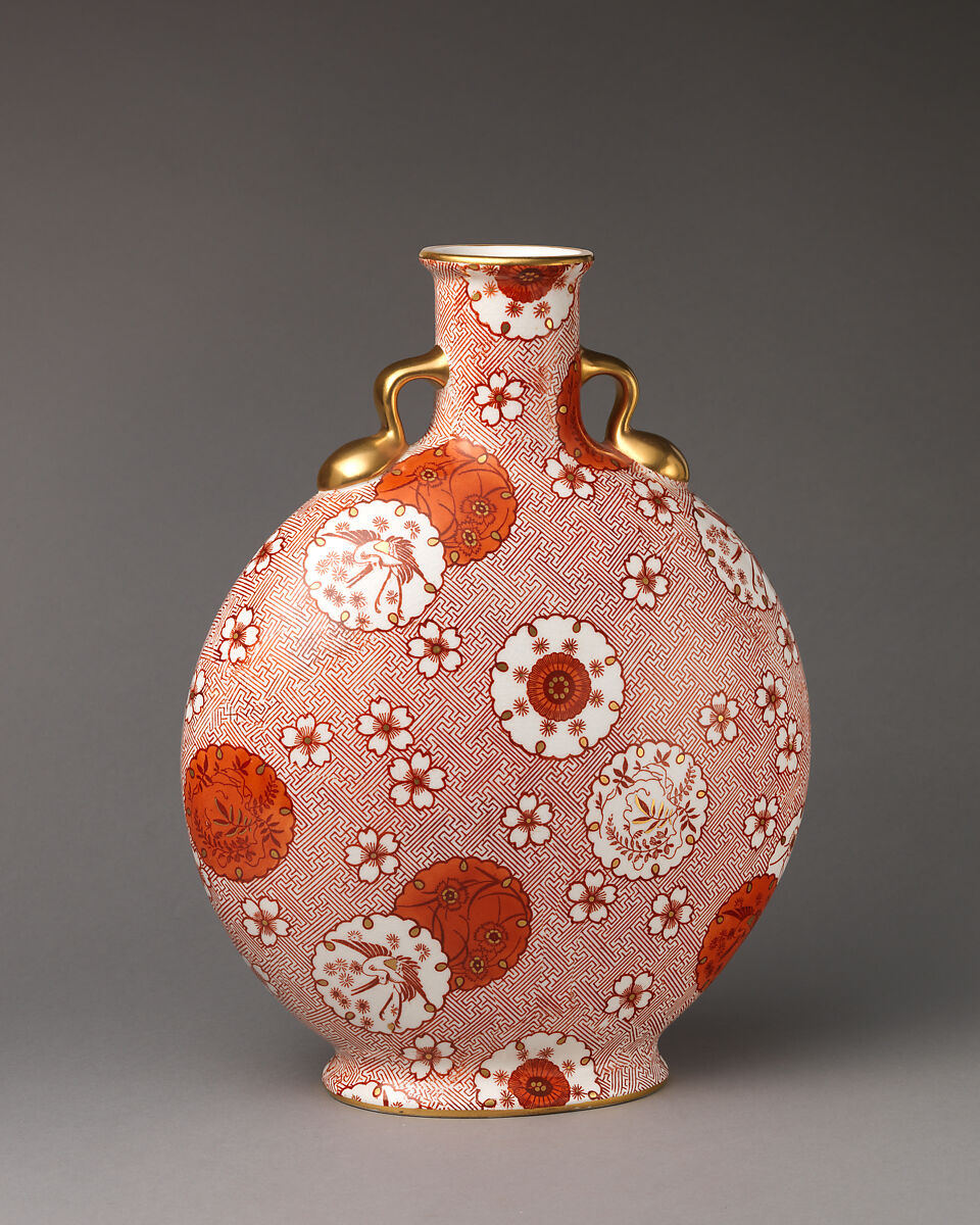 Red and white floral pattern moon flask, Minton(s) (British, Stoke-on-Trent, 1793–present), Bone china, British, Stoke-on-Trent, Staffordshire