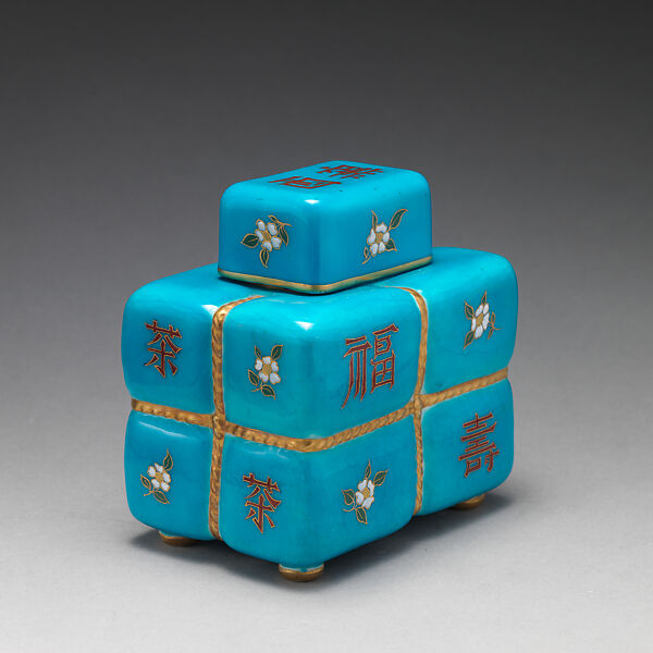 Tea caddy with cover, Minton(s) (British, Stoke-on-Trent, 1793–present), Bone china with enamel decoration and gilding, British, Stoke-on-Trent, Staffordshire