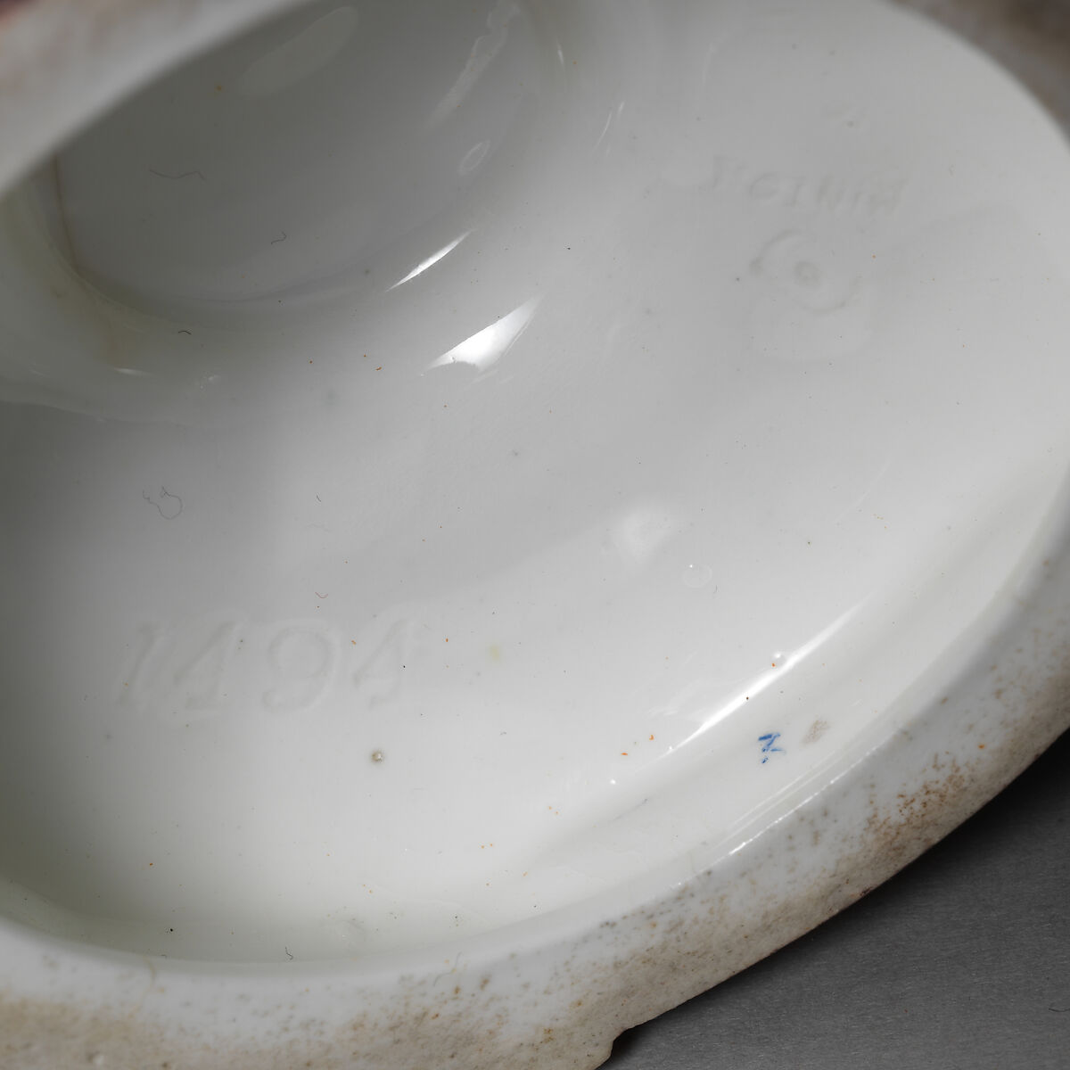 U-shaped vase with handle (one of a pair), Minton(s) (British, Stoke-on-Trent, 1793–present), Bone china, British, Stoke-on-Trent, Staffordshire