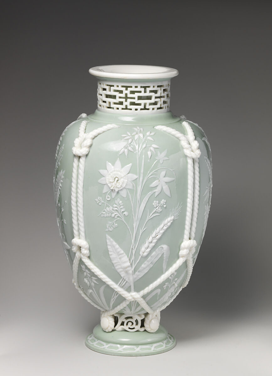 Vase with rope and wheat decoration, Minton(s) (British, Stoke-on-Trent, 1793–present), Bone china, British, Stoke-on-Trent, Staffordshire 