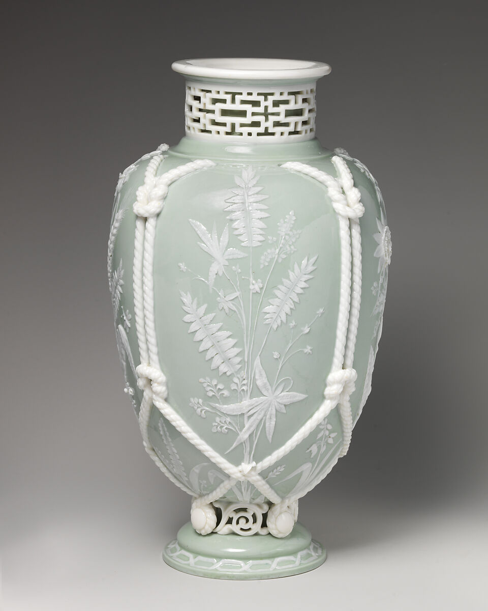 Vase with rope and wheat decoration, Minton(s) (British, Stoke-on-Trent, 1793–present), Bone china, British, Stoke-on-Trent, Staffordshire