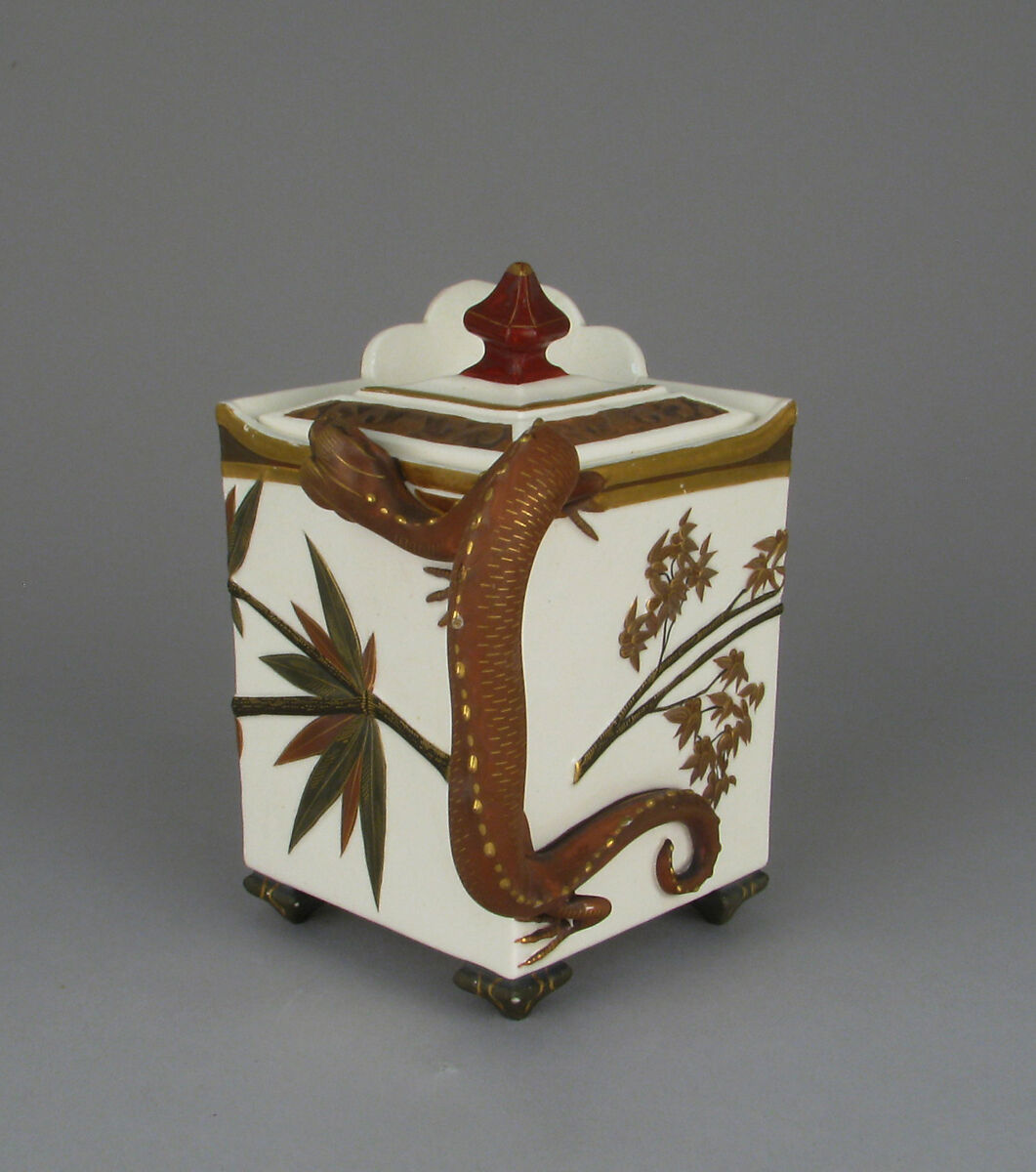 Teapot with salamander handle, Worcester factory (British, 1751–2008), Bone china, British, Worcester