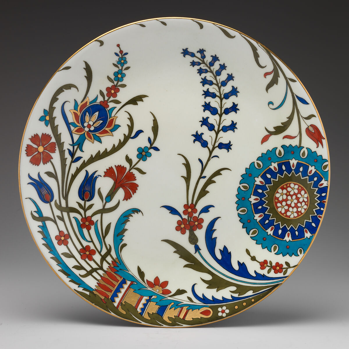 Plate, Minton(s) (British, Stoke-on-Trent, 1793–present), Bone china, British, Stoke-on-Trent, Staffordshire 