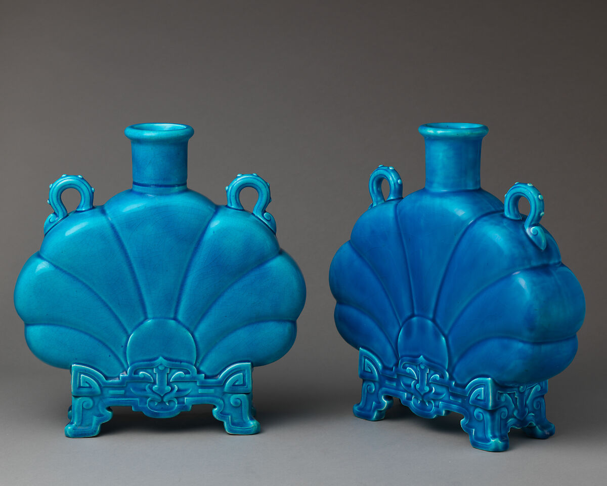 Fan-shape 'Persian' bottle with handles (one of a pair), Minton(s) (British, Stoke-on-Trent, 1793–present), Lead-glazed earthenware ("Minton's Majolica"), British, Stoke-on-Trent, Staffordshire