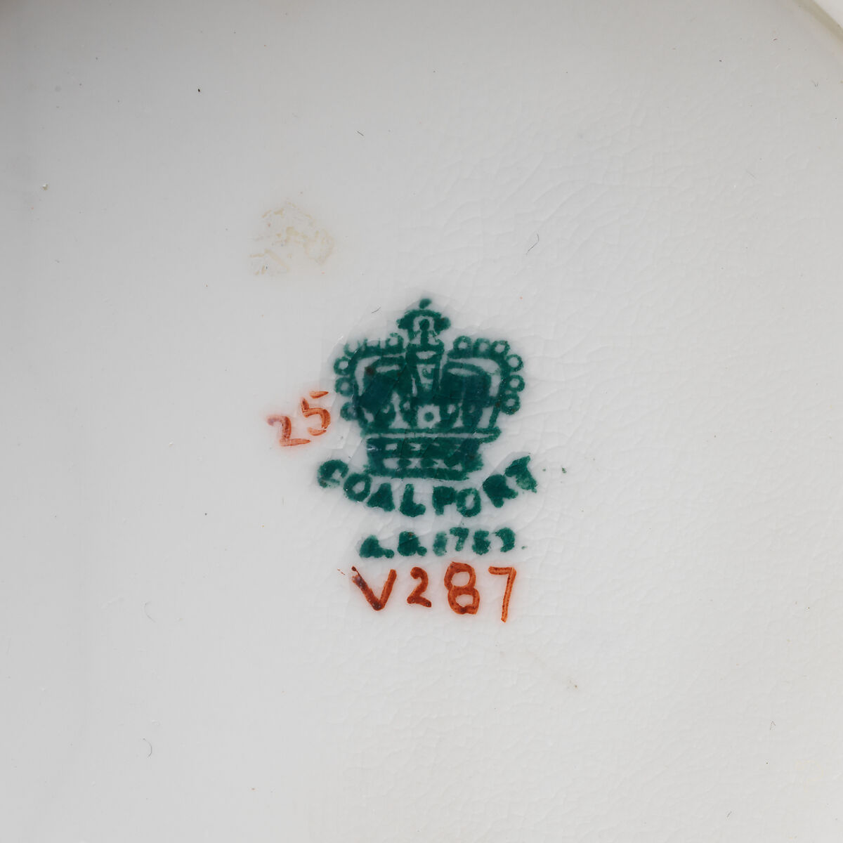 Urn with lid, Coalport (British, ca. 1799–1926), Porcelain, British, Coalport