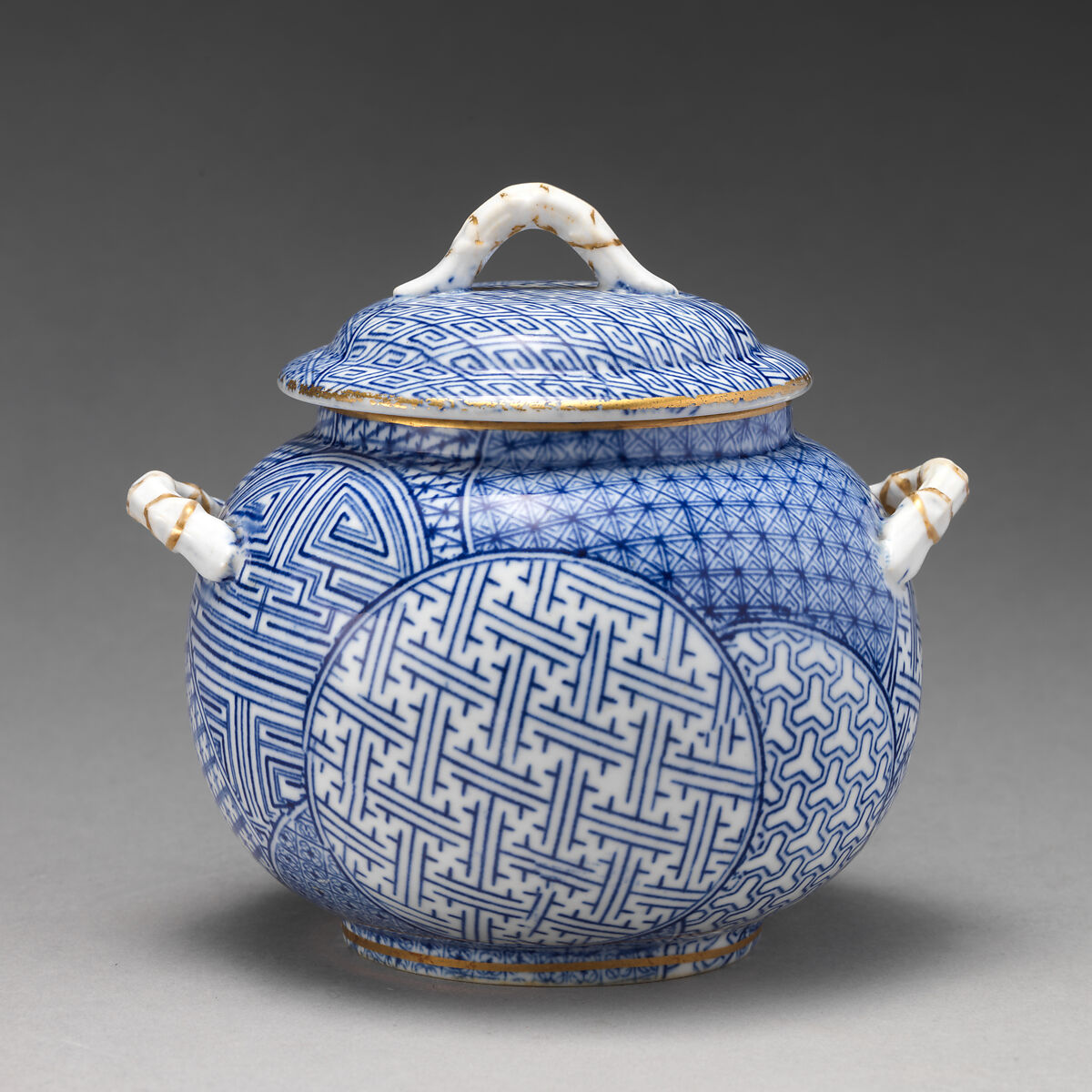 Lidded jar, Worcester factory (British, 1751–2008), Bone china, British, Worcester 