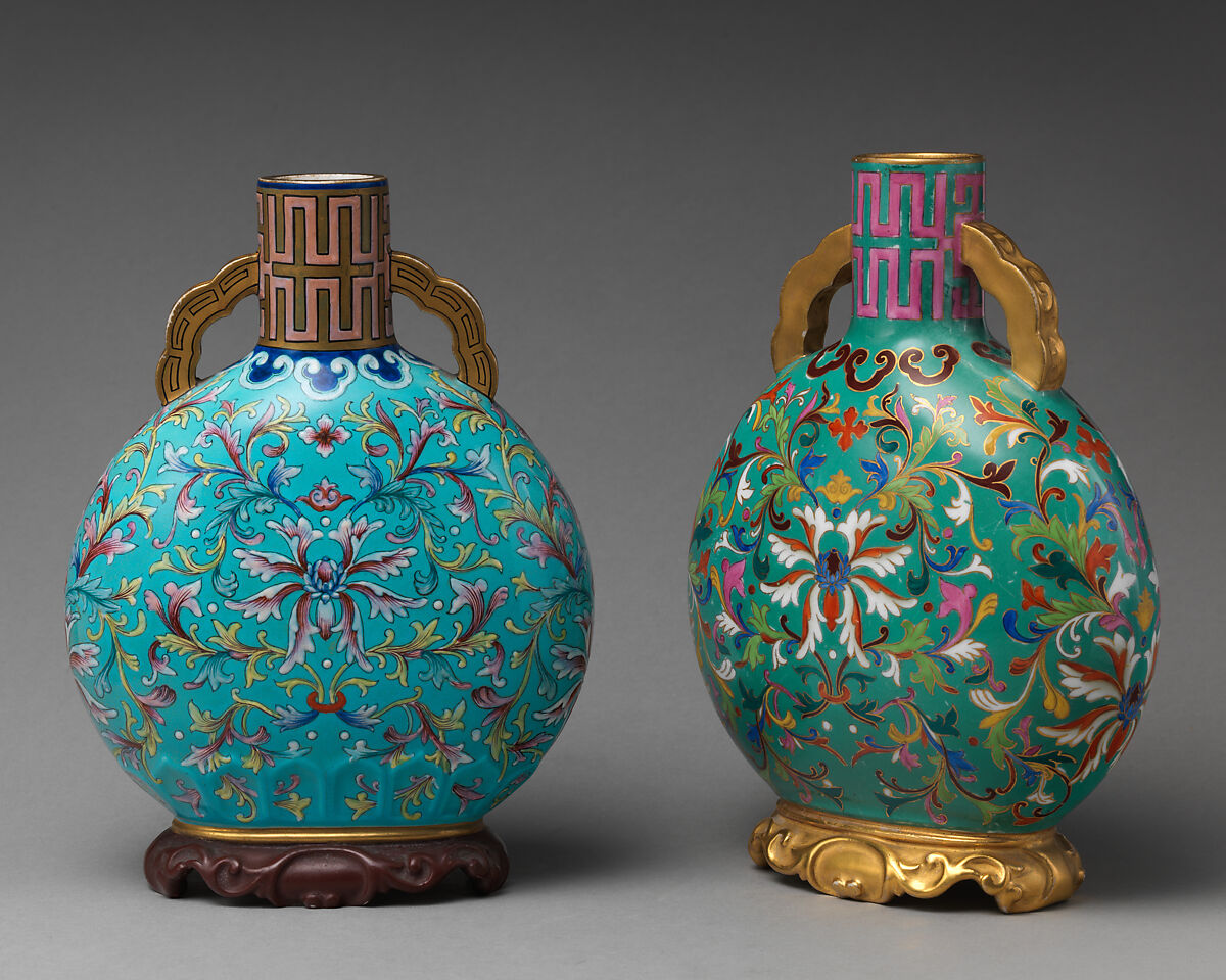 Moon flask (one of a pair), Worcester factory (British, 1751–2008), Bone china, British, Worcester